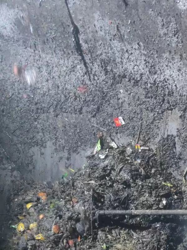威远污水池清理